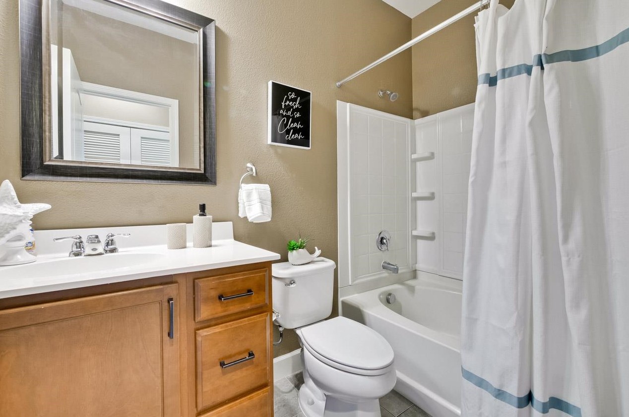 618 El Paseo Cir, Walnut Creek CA  94597-3155 exterior