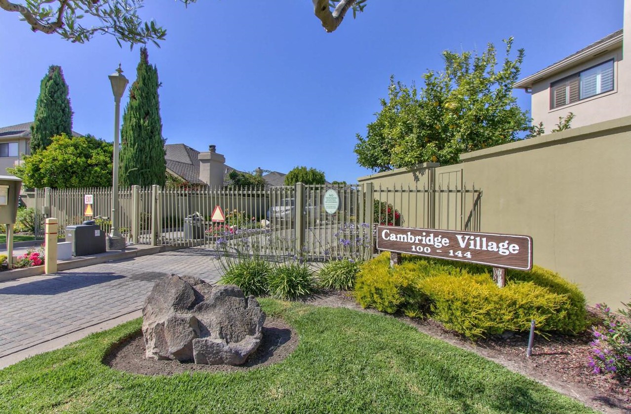 110 Nissen Rd 3, Salinas, CA 93901