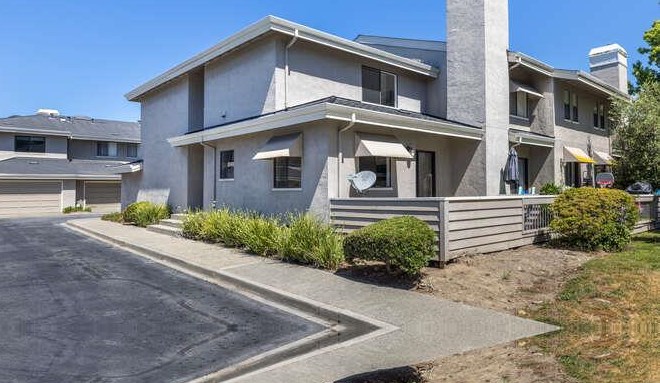 131 Albacore Ln, San Mateo, CA 94404-1979