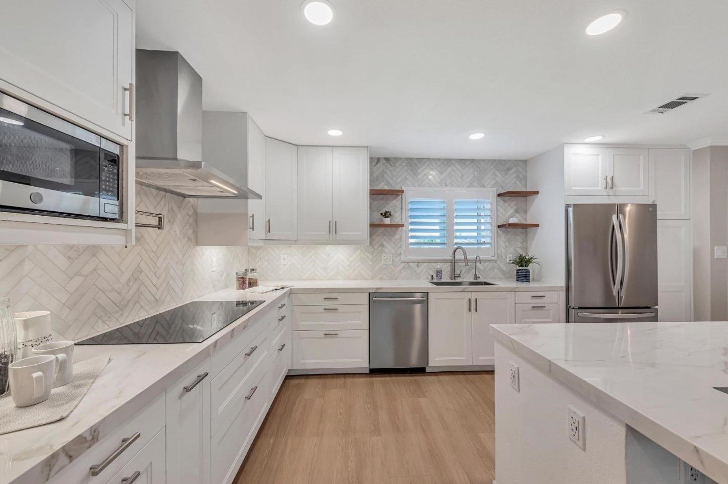 490 Temple Dr, Milpitas CA  95035-6036 exterior