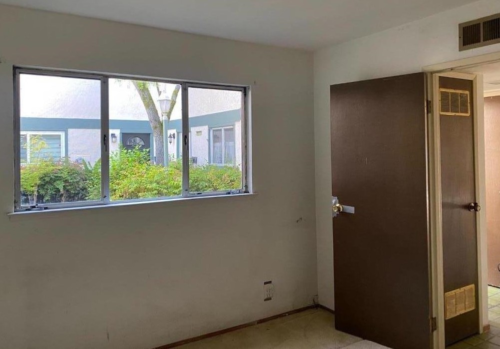1104 Terra Nova Blvd, Pacifica, CA 94044