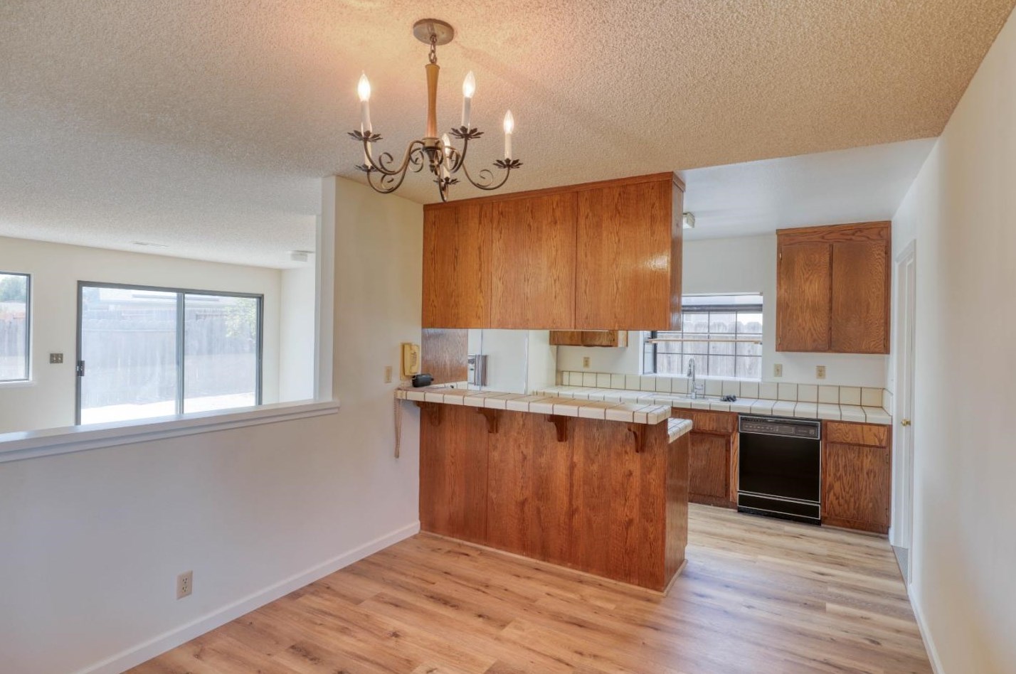 13 Victor Cir, Salinas, CA 93907
