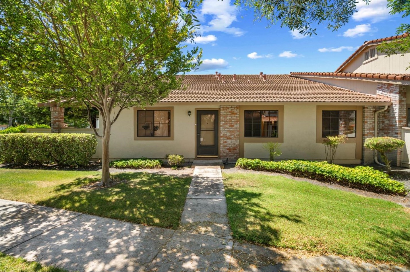 403 Colony Knoll Dr, San Jose, CA 95123
