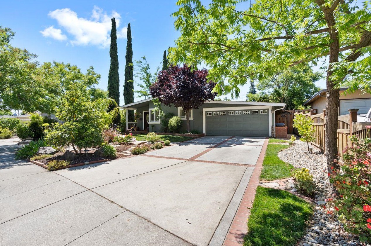 2336 Samaritan Dr, San Jose, CA 95124-4248