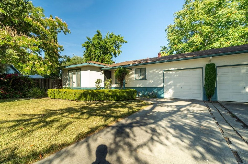972 Michael Dr, Campbell, CA 95008
