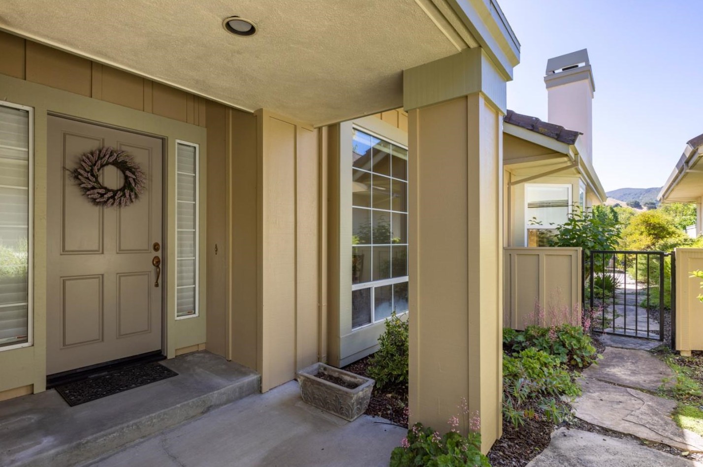 14455 Mountain Quail Rd, Salinas, CA 93908-9401