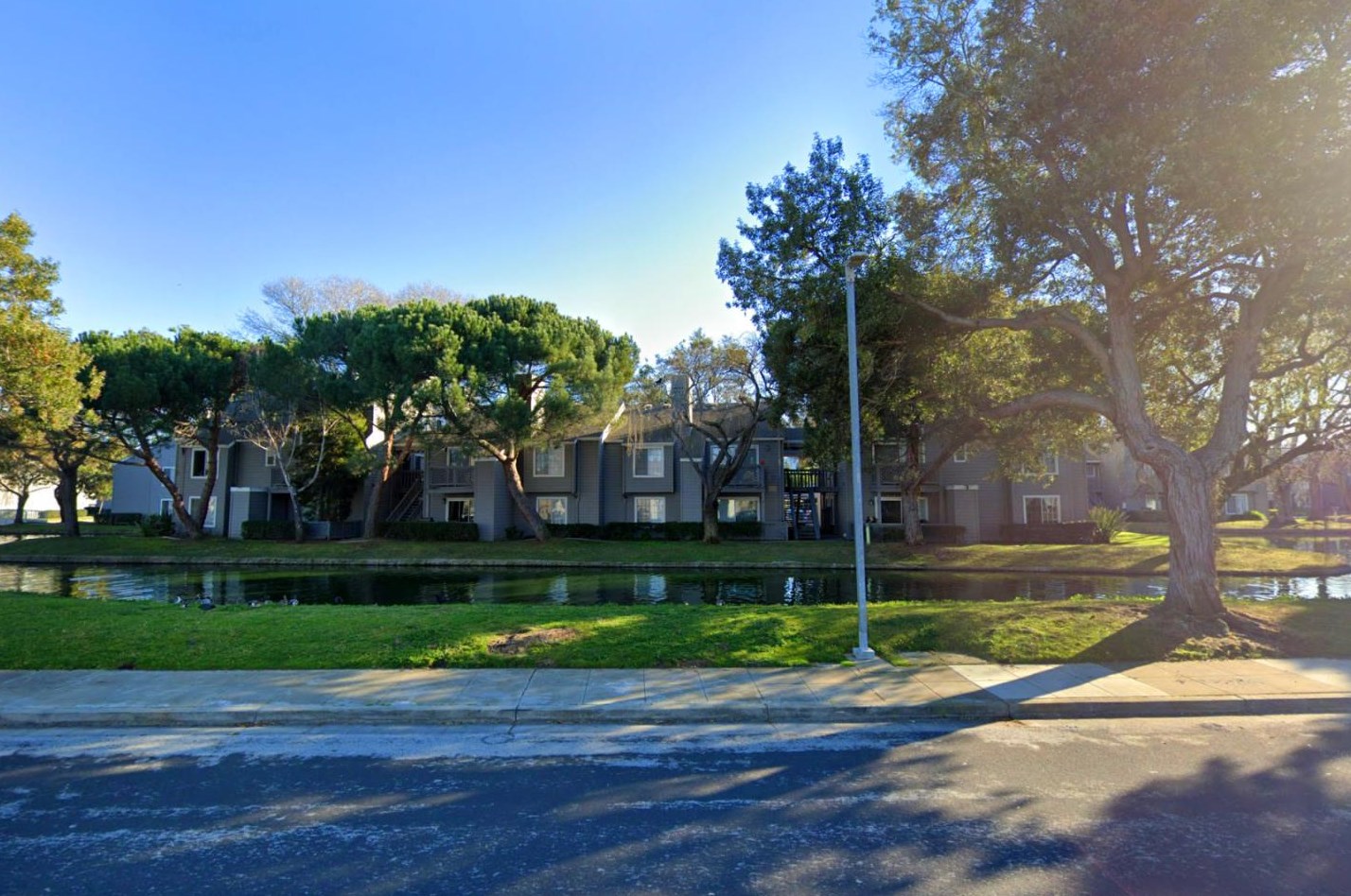 144 Beach Park Blvd, San Mateo CA  94404-2708 exterior