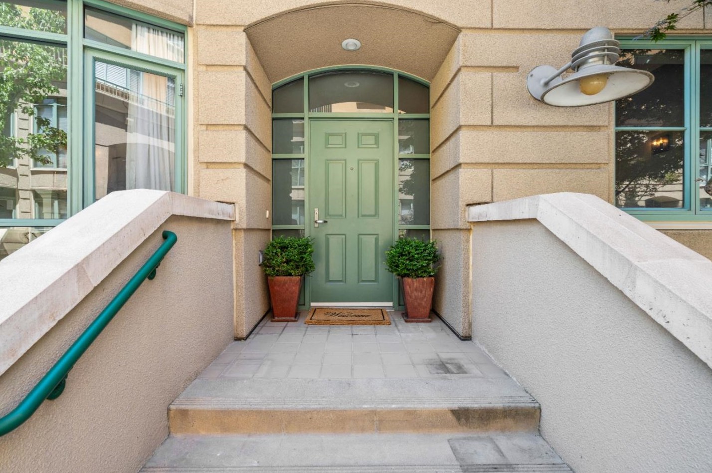 144 3rd St, San Jose CA  95112-6500 exterior