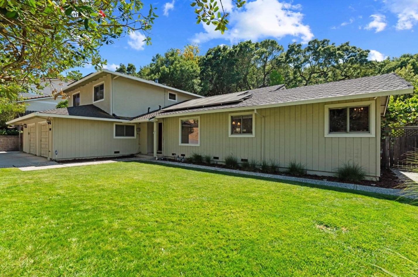 1580 Welburn Ave, Gilroy, CA 95020-3740
