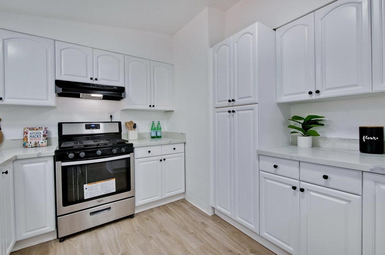 27922 Mandarin Ave, Hayward, CA 94544