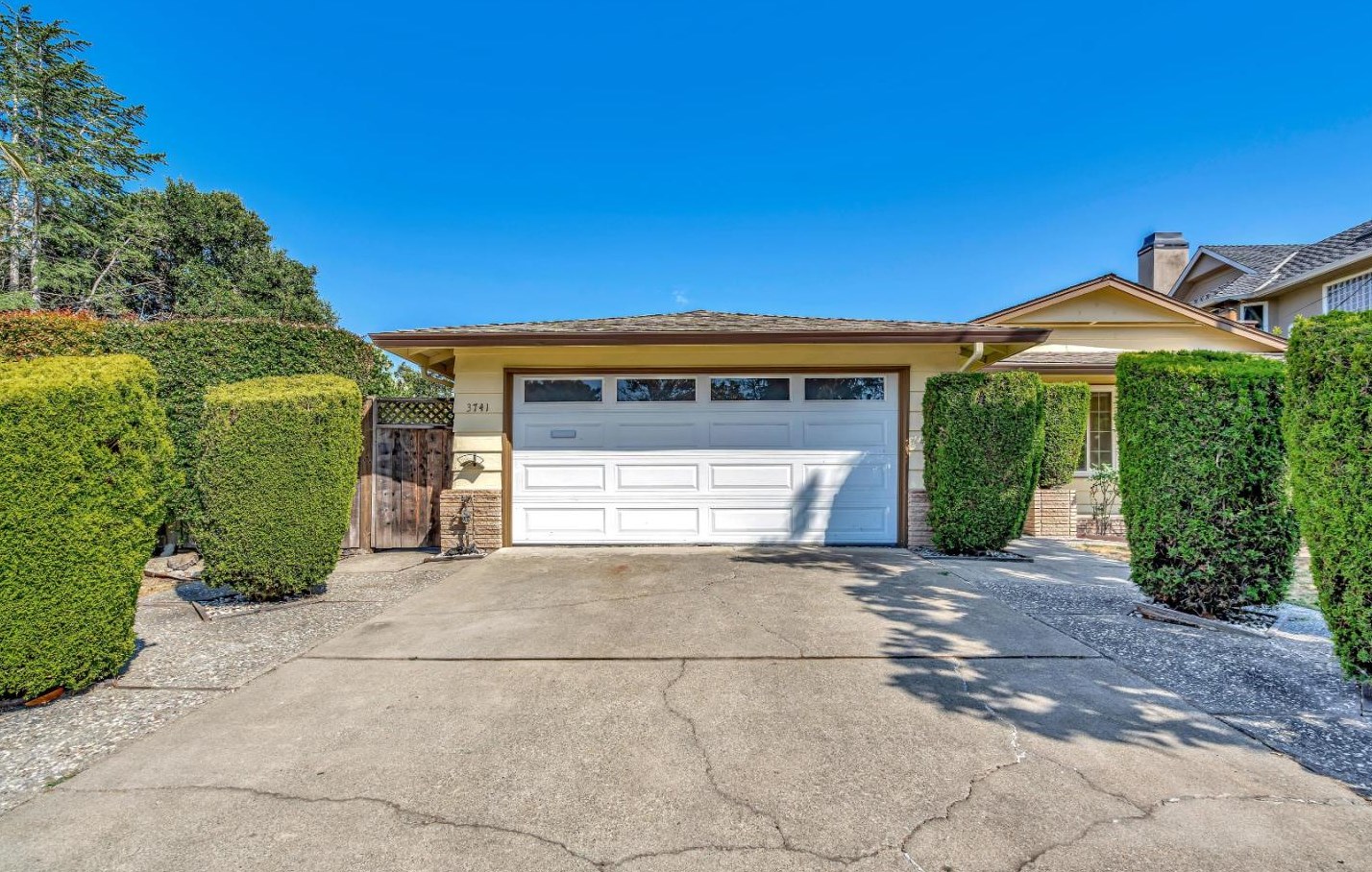 3741 Farm Hill Blvd, Redwood City, CA 94061