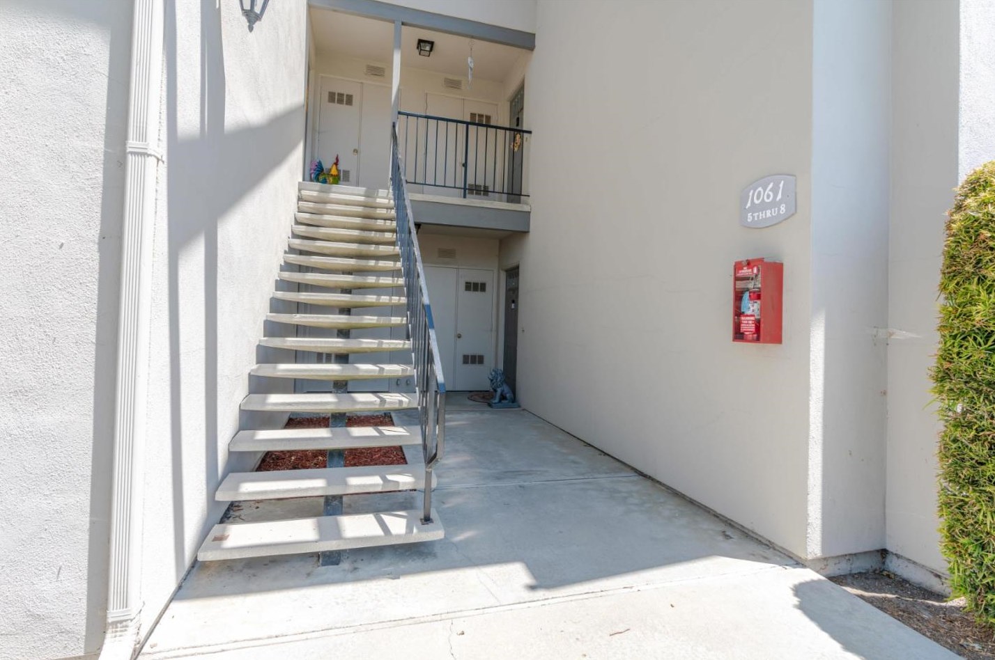 1061 Riker St 8, Salinas, CA 93901