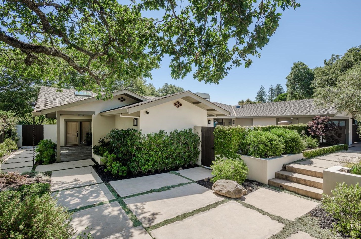 823 La Mesa Dr, Menlo Park, CA 94028-7420