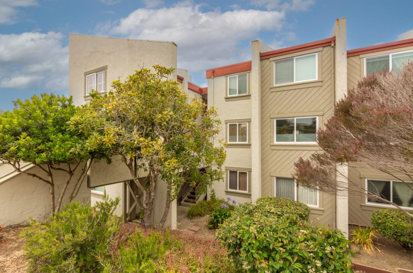 5017 Palmetto Ave 65, Pacifica, CA 94044