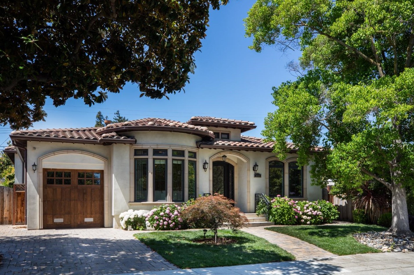 914 Colonial Ln, Palo Alto, CA 94303