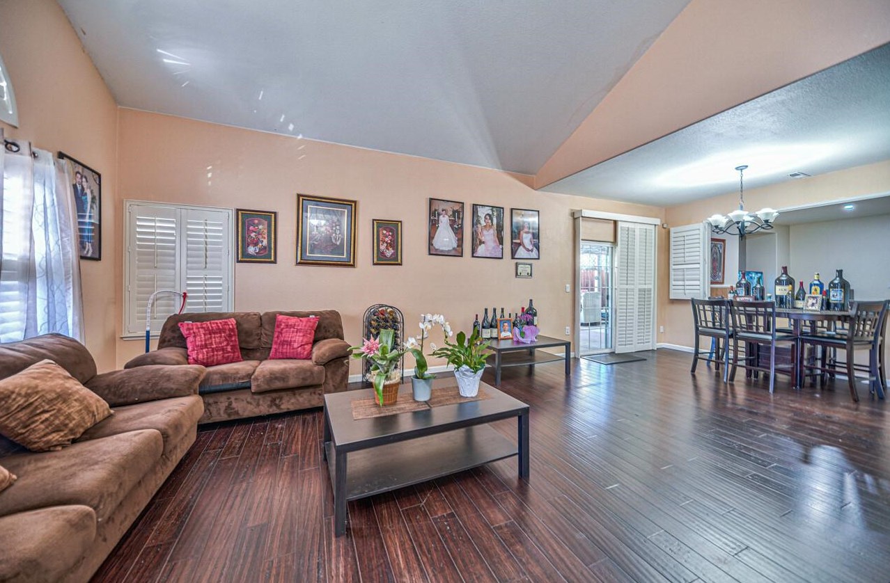 888 Las Flores St, Soledad, CA 93960