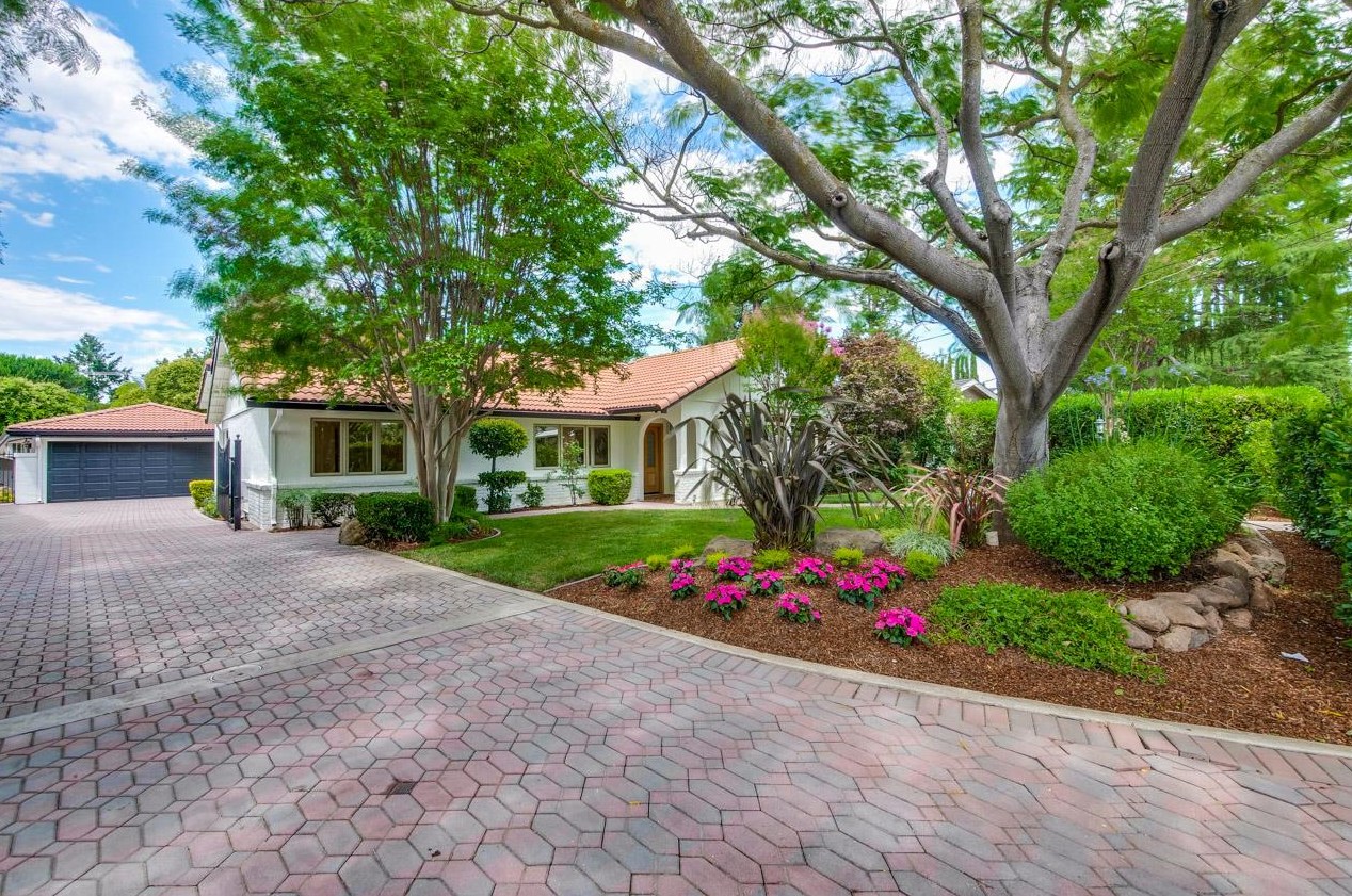 20351 Zorka Ave, Saratoga, CA 95070