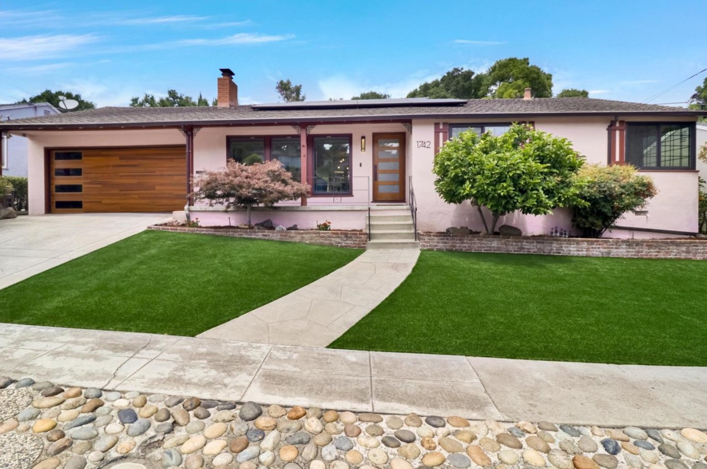 1742 Grove Way, Hayward, CA 94546