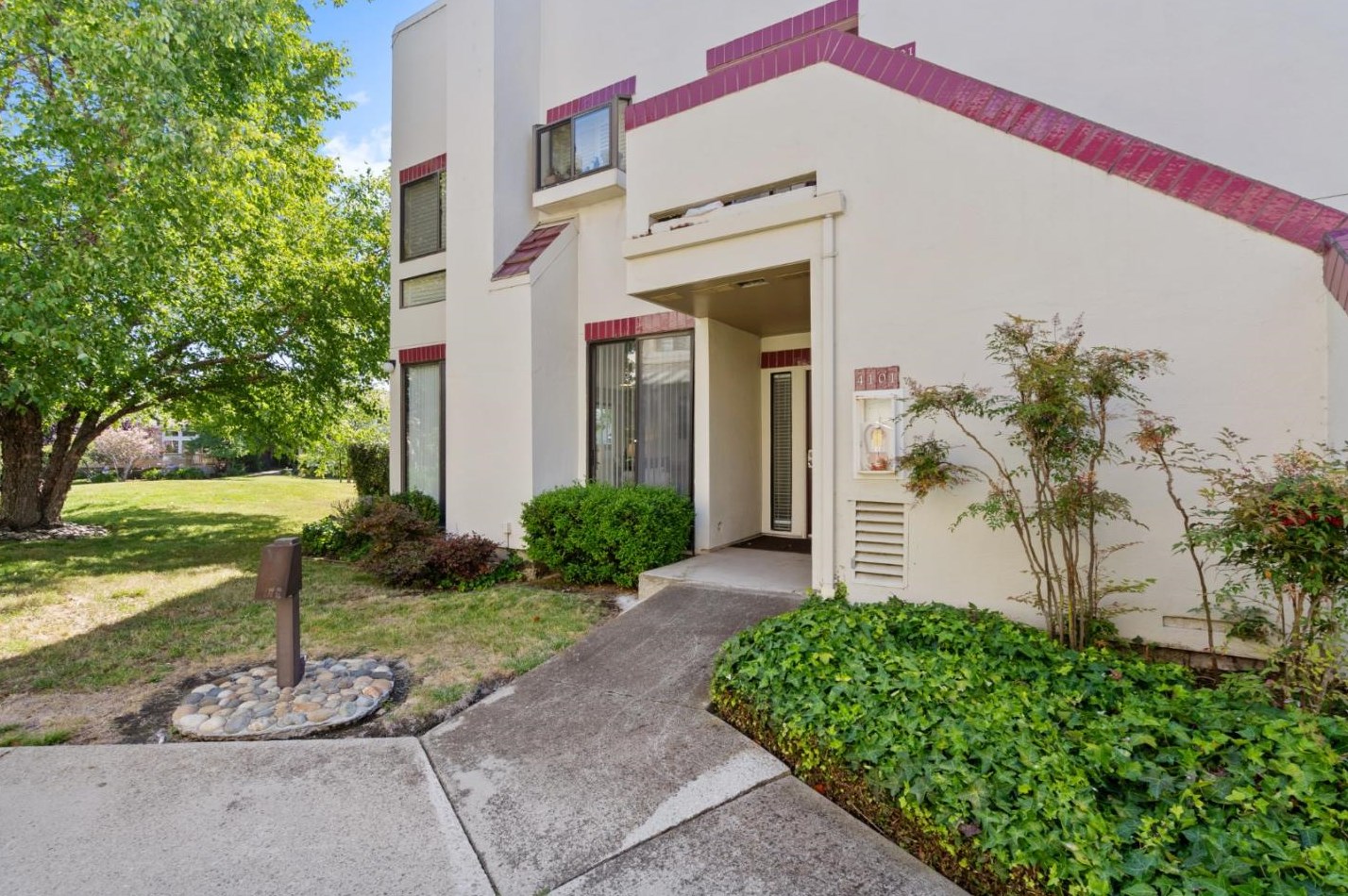 542 Shorebird Cir 4101, Redwood City, CA 94065