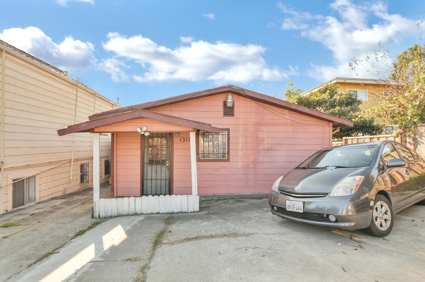 1317 24 St, Oakland CA  94601-1206 exterior