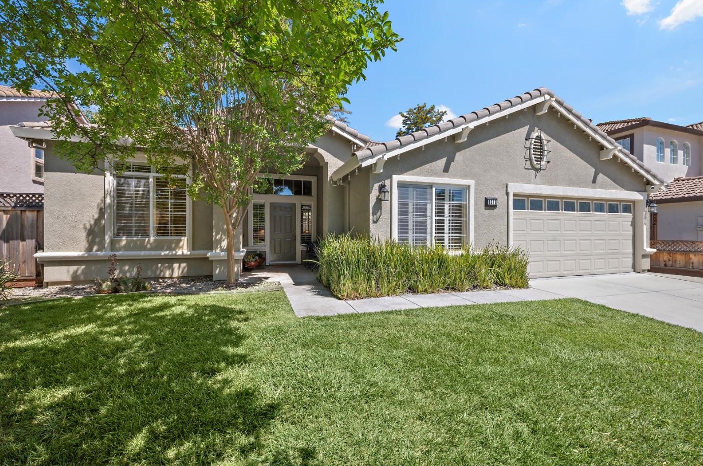 1531 Sunrise Dr, Gilroy, CA 95020-7775