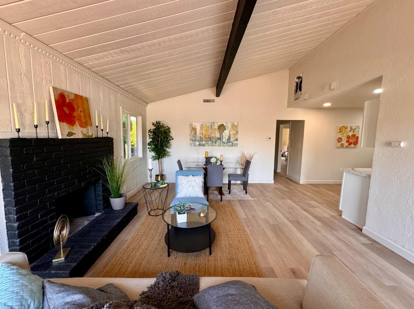 1152 Crescent Ln, Hollister, CA 95023