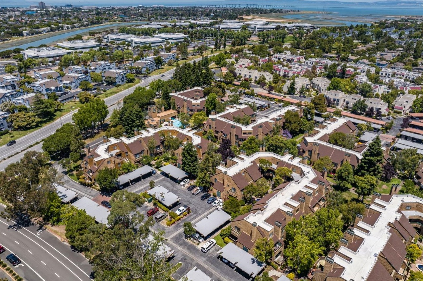 20 Pelican Ln, Redwood City, CA 94065