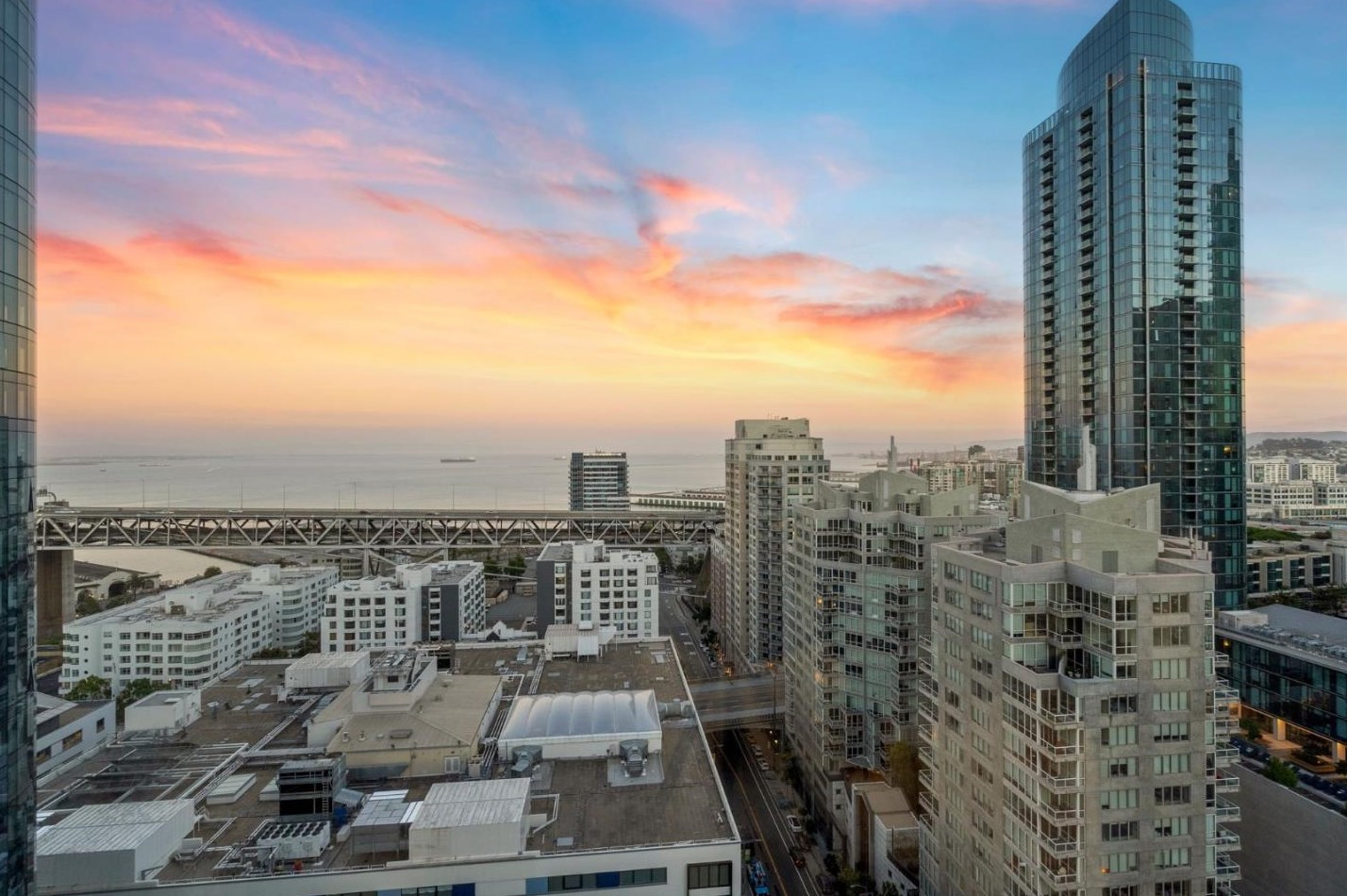 201 Folsom St 25f, San Francisco, CA 94105