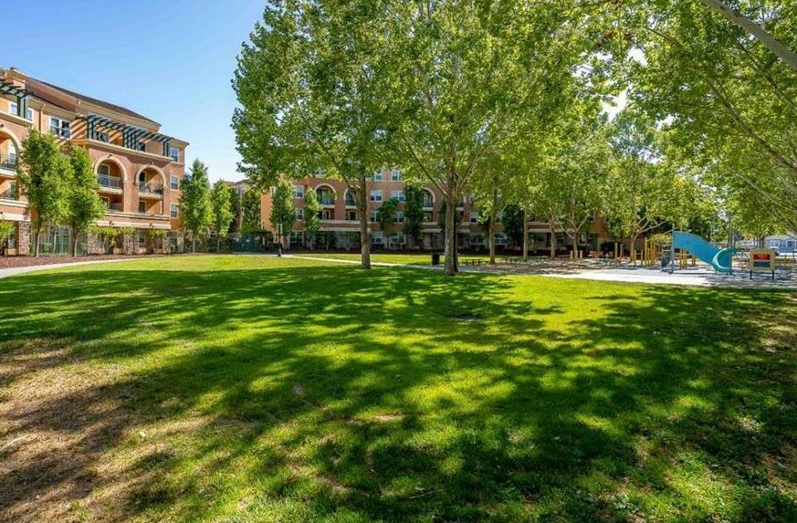 1390 Saddle Rack St, San Jose CA  95126-3469 exterior