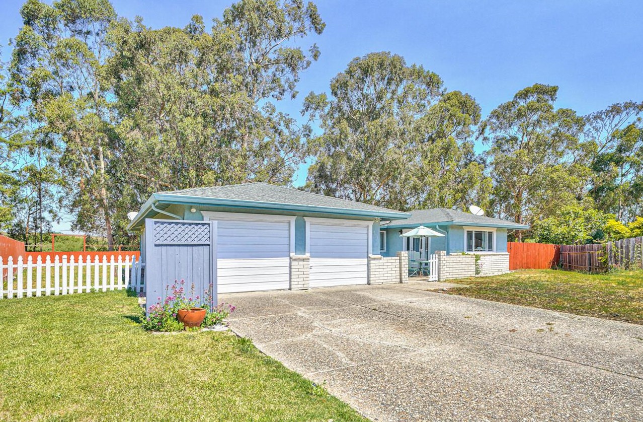 9613 Sandbur Pl, Salinas, CA 93907