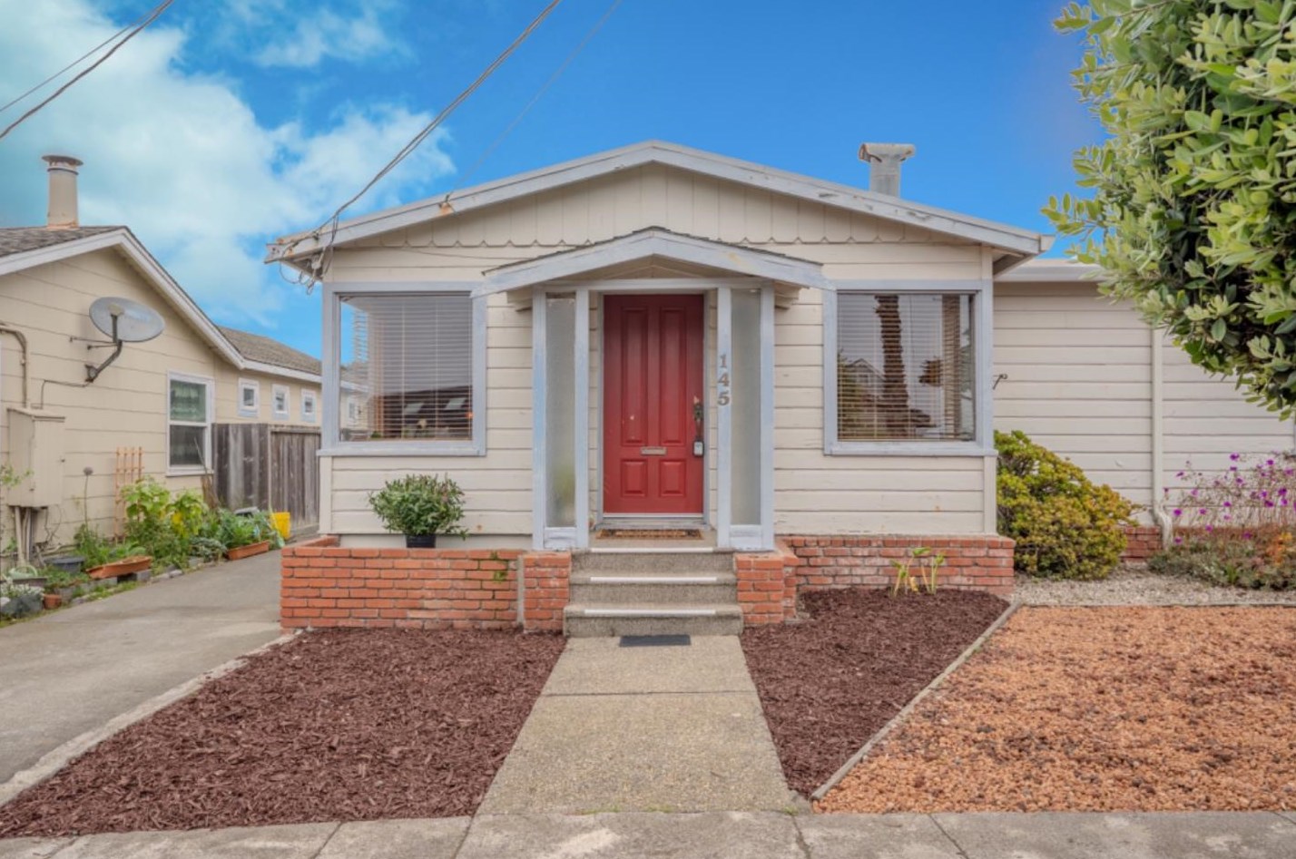 145 Santa Maria Ave, Pacifica, CA 94044