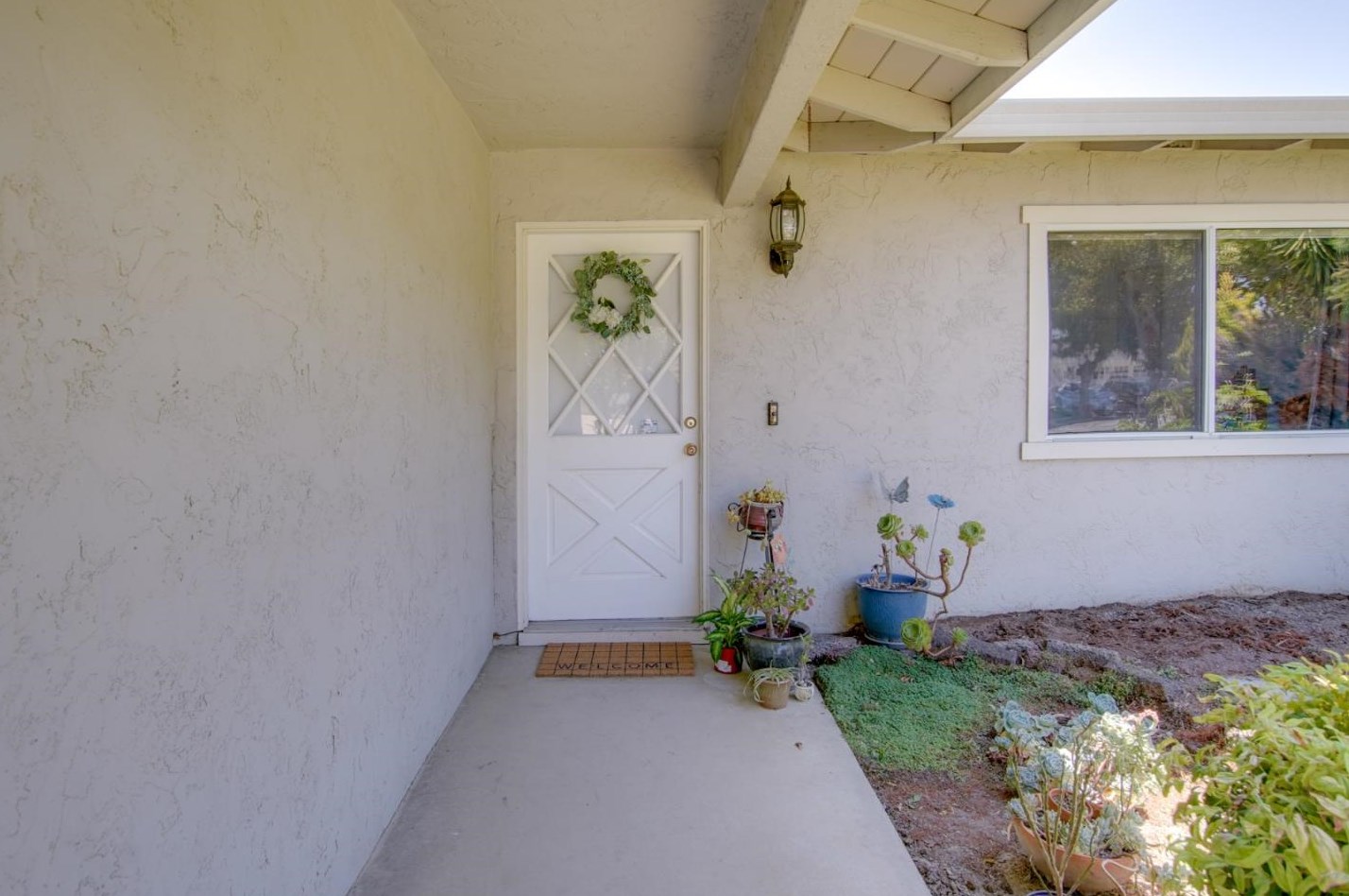 981 Cherry St, Hollister, CA 95023