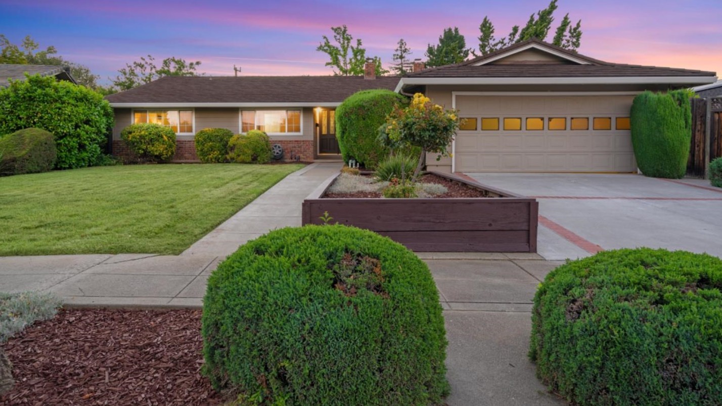 1621 Lewiston Dr, Sunnyvale, CA 94087