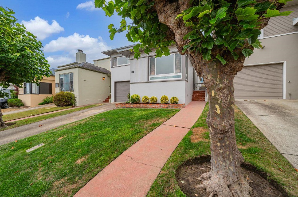 72 Elmwood Dr, Daly City, CA 94015