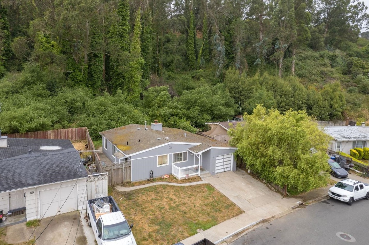 214 Dundee Dr, South San Francisco, CA 94080