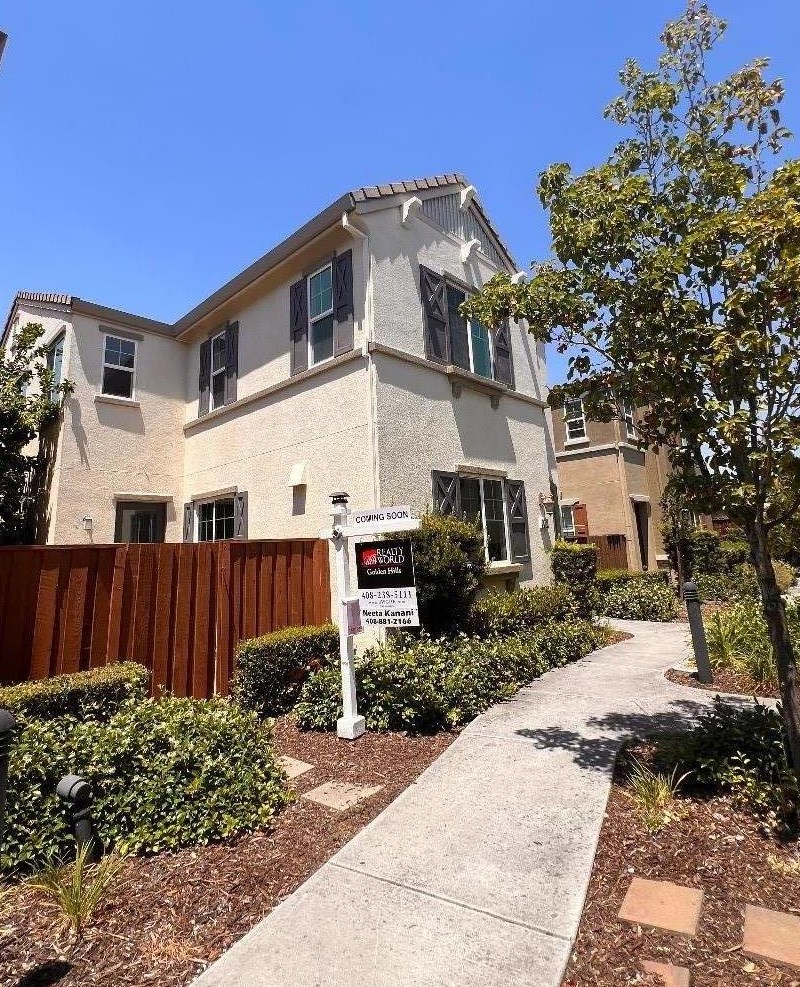 612 9th St, San Jose, CA 95112-3250