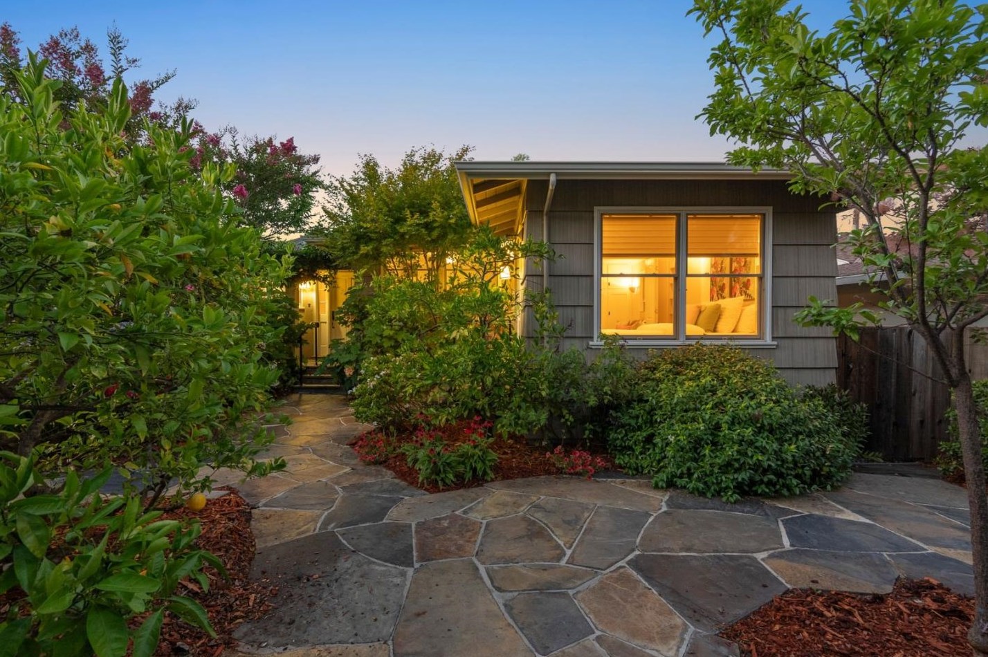 1527 Mitchell Way, Redwood City, CA 94061