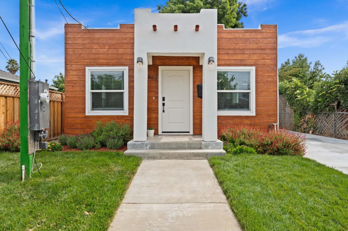 860 16th St, San Jose, CA 95112-1545