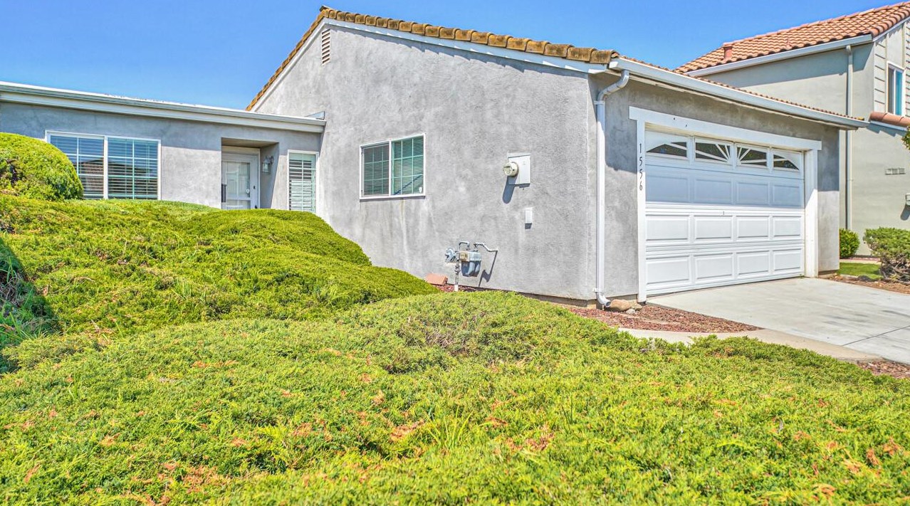 1556 Cherokee Dr, Salinas, CA 93906