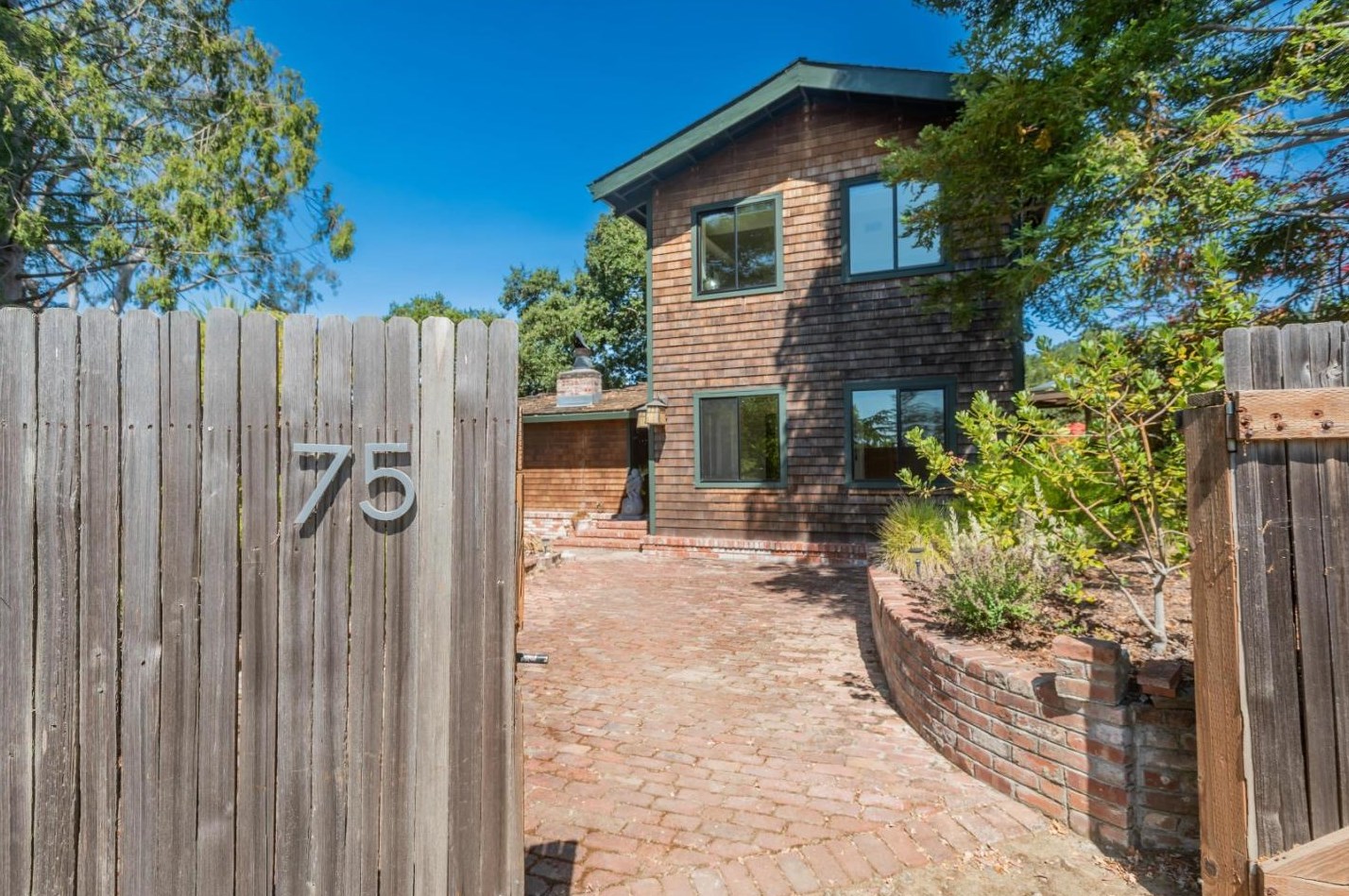 75 Cervantes Rd, Redwood City, CA 94062