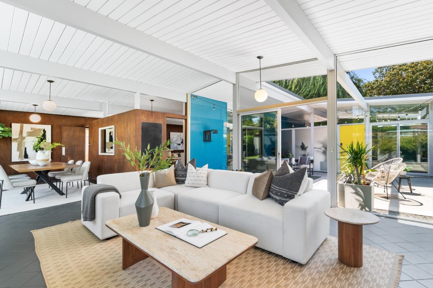 1150 Mary Ave, Sunnyvale CA  94087-2103 exterior