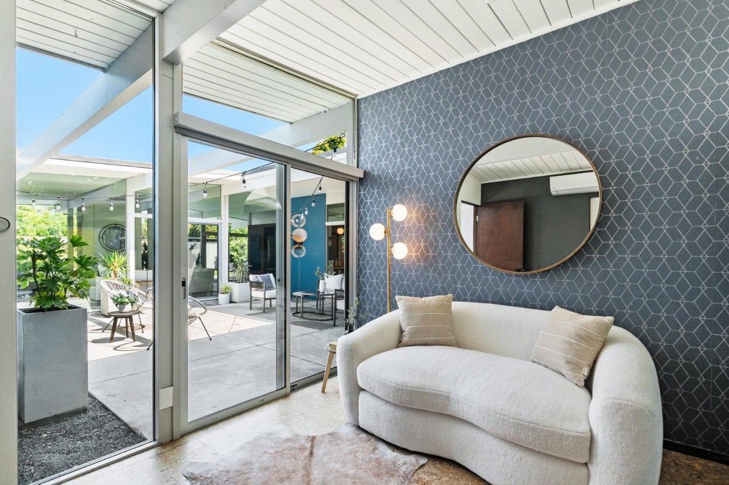 1150 Mary Ave, Sunnyvale CA  94087-2103 exterior