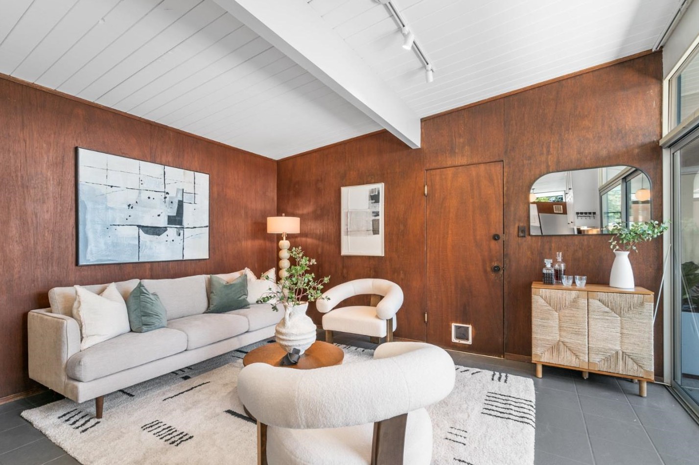 1150 Mary Ave, Sunnyvale CA  94087-2103 exterior