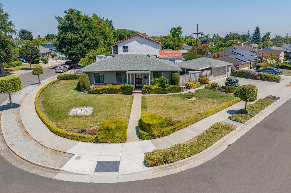 1765 Walnut Grove Ave, San Jose CA  95126-1335 exterior
