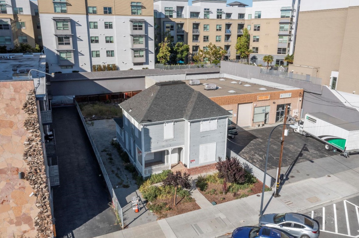 127 Franklin St, Redwood City, CA 94063