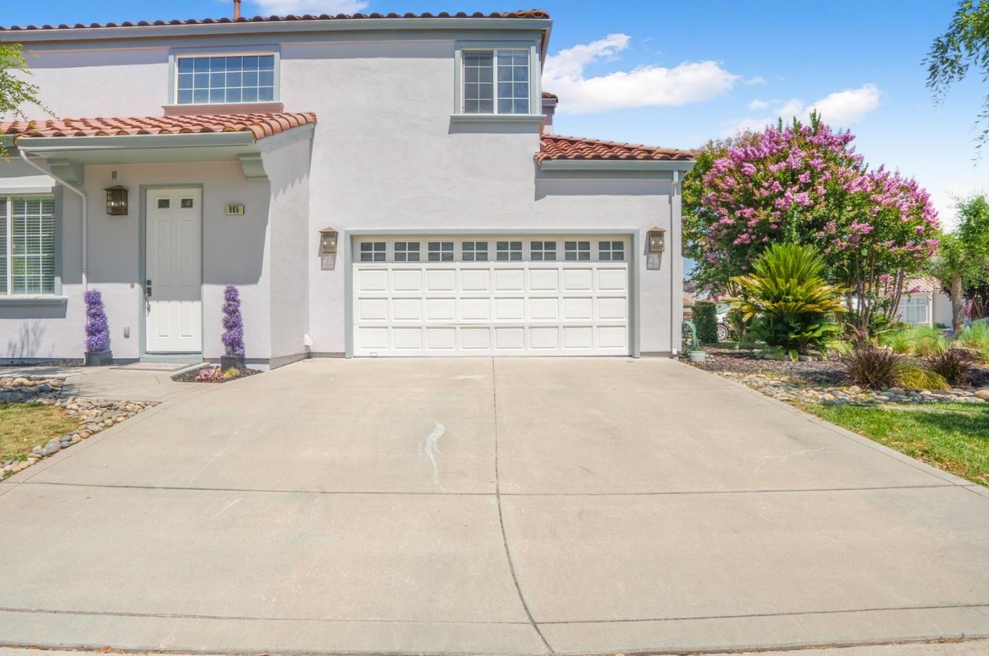 985 White Cloud Dr, Morgan Hill, CA 95037-6072