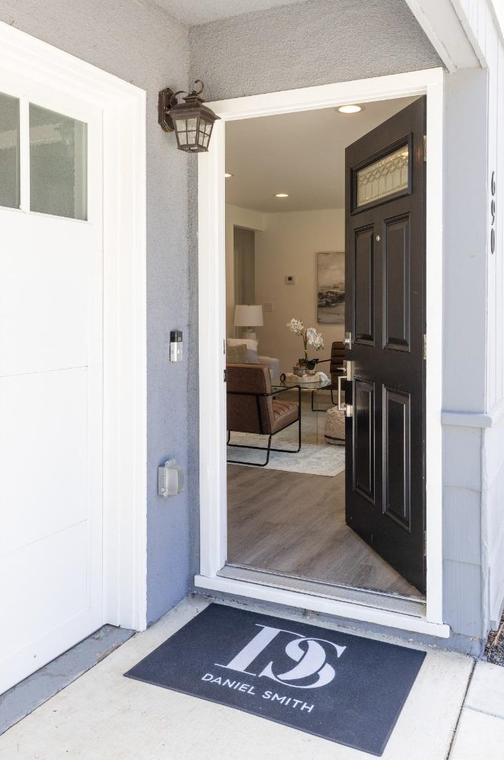 690 Heather Ct, Pacifica, CA 94044