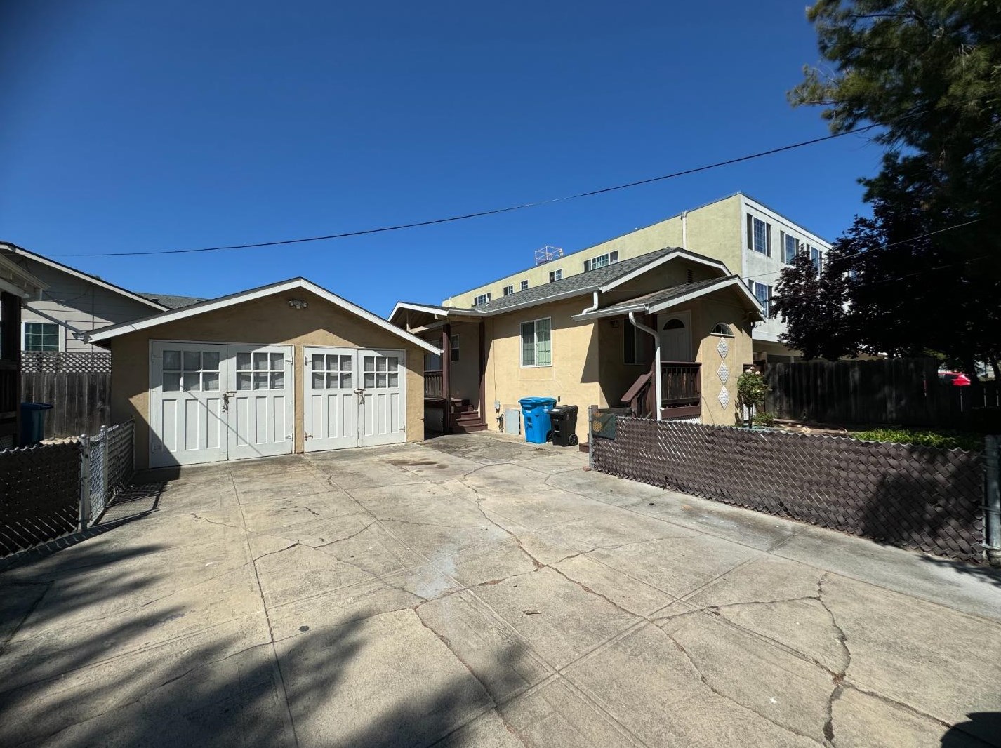 1103& 1107 Warren St, Redwood City, CA 94063