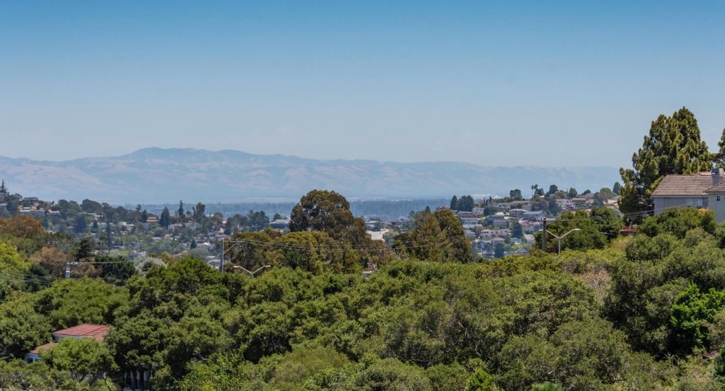 2550 Belmont Canyon Rd, Belmont CA  94002-1201 exterior