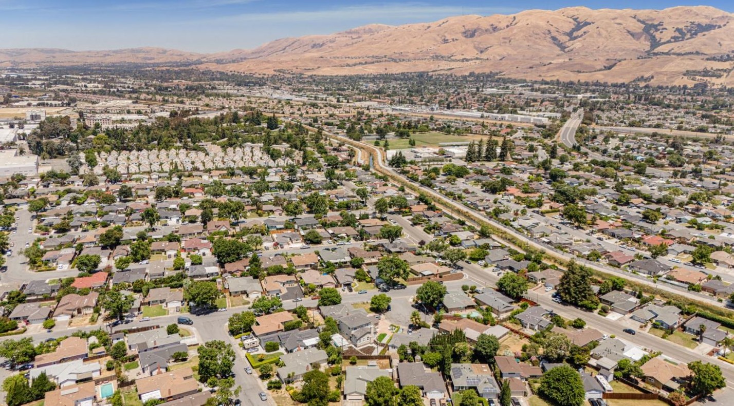 452 Elm Ct, Milpitas, CA 95035